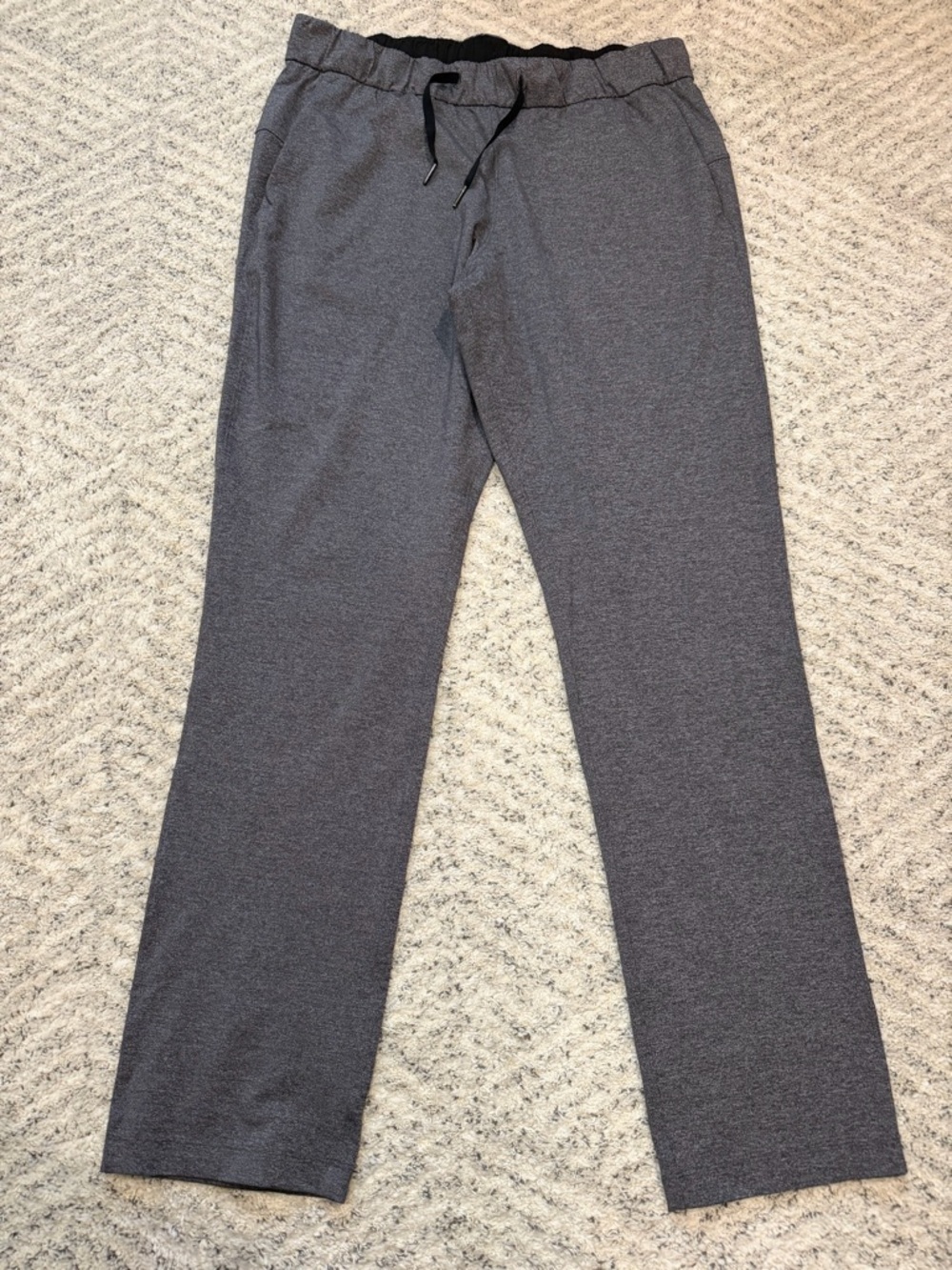 Women’s Lululemon on the fly pants size 10